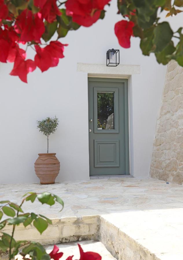 Amvikas Suites-Sitia Екстериор снимка