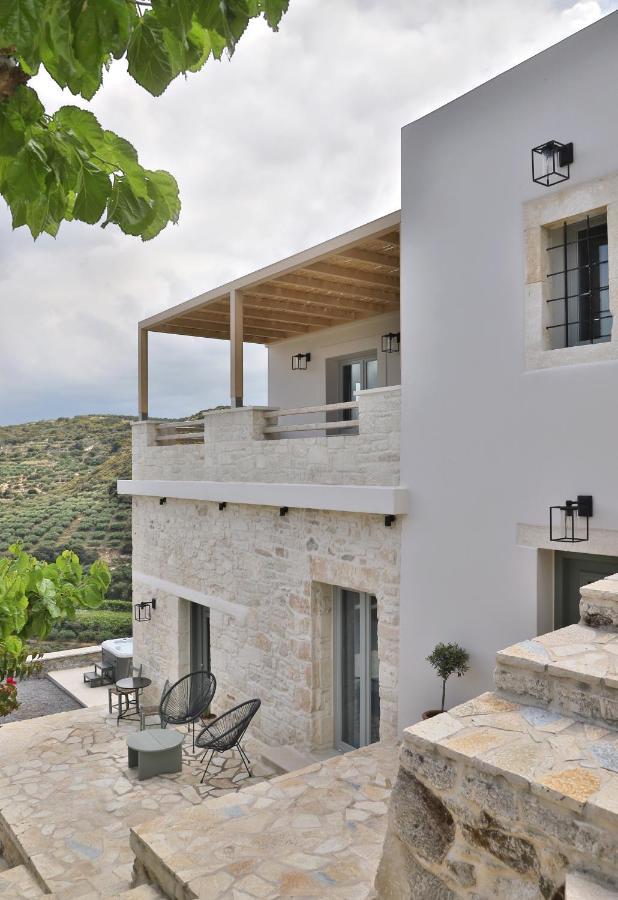 Amvikas Suites-Sitia Екстериор снимка