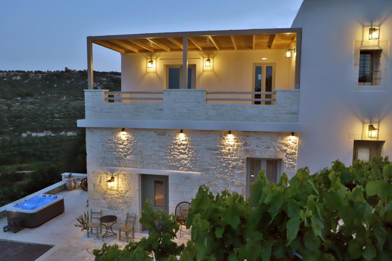 Amvikas Suites-Sitia Екстериор снимка