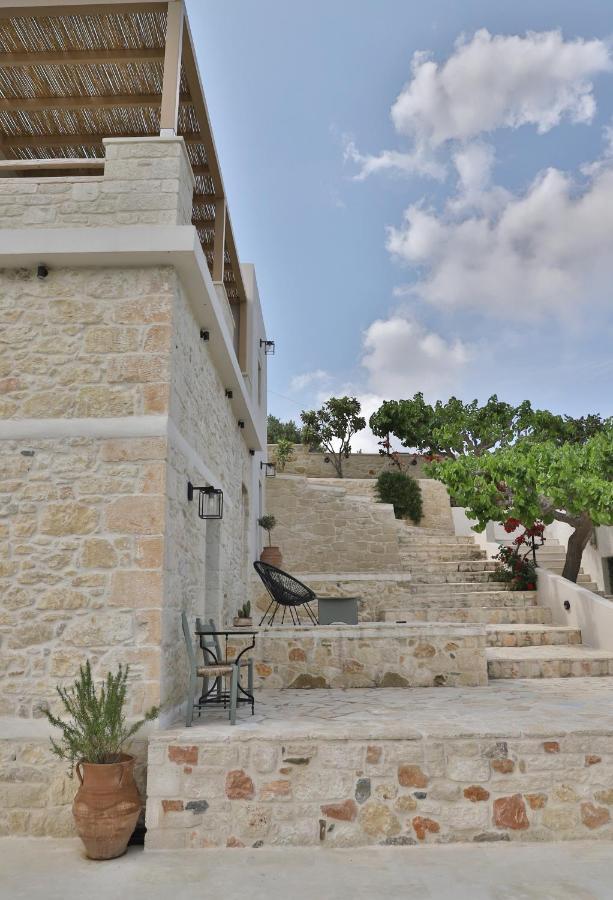 Amvikas Suites-Sitia Екстериор снимка