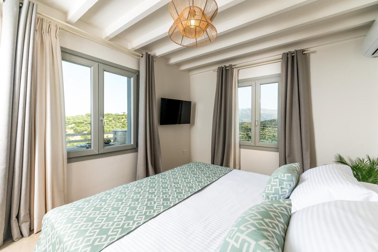 Amvikas Suites-Sitia Екстериор снимка