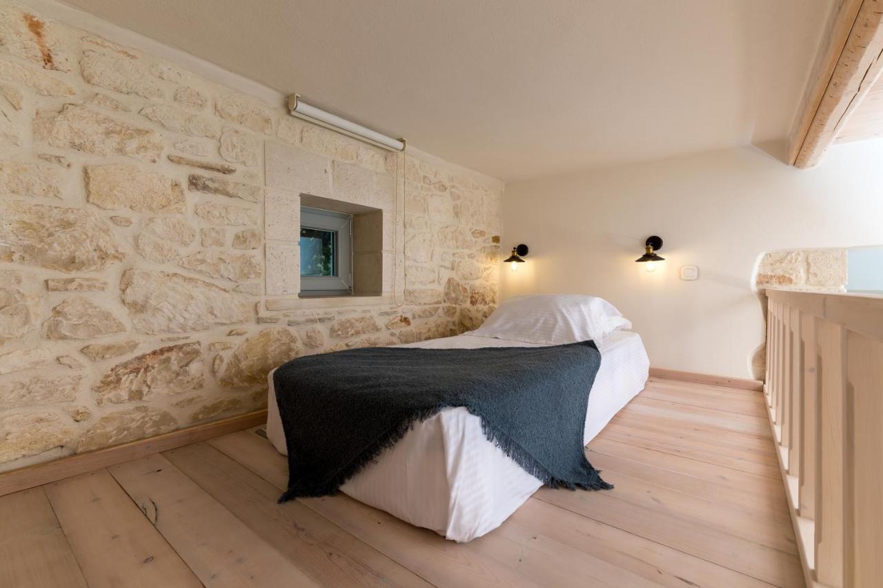 Amvikas Suites-Sitia Екстериор снимка