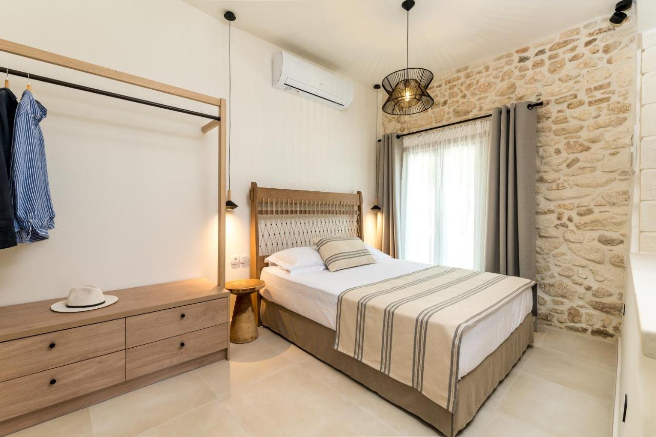 Amvikas Suites-Sitia Екстериор снимка
