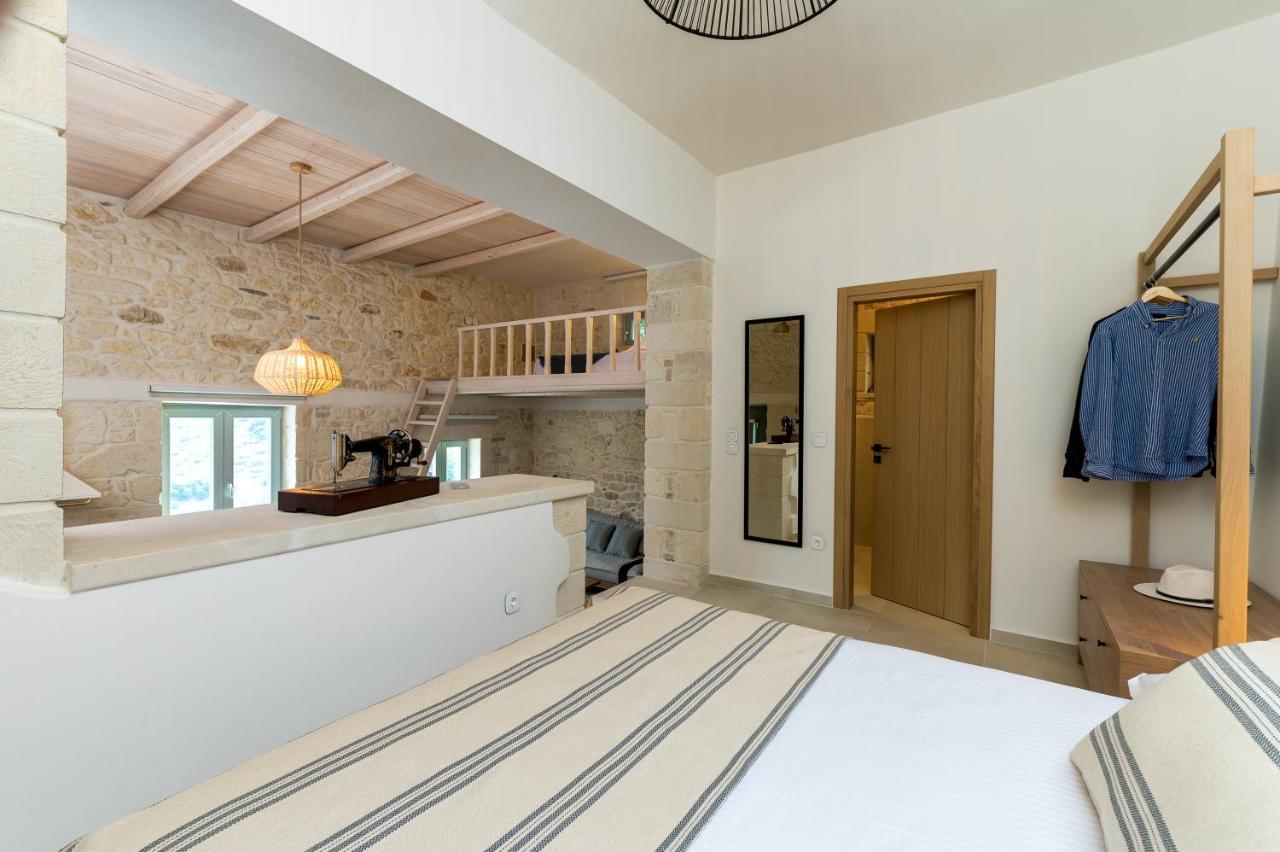 Amvikas Suites-Sitia Екстериор снимка