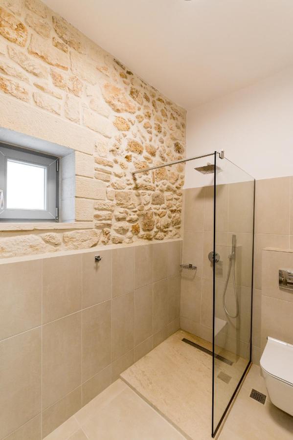 Amvikas Suites-Sitia Екстериор снимка